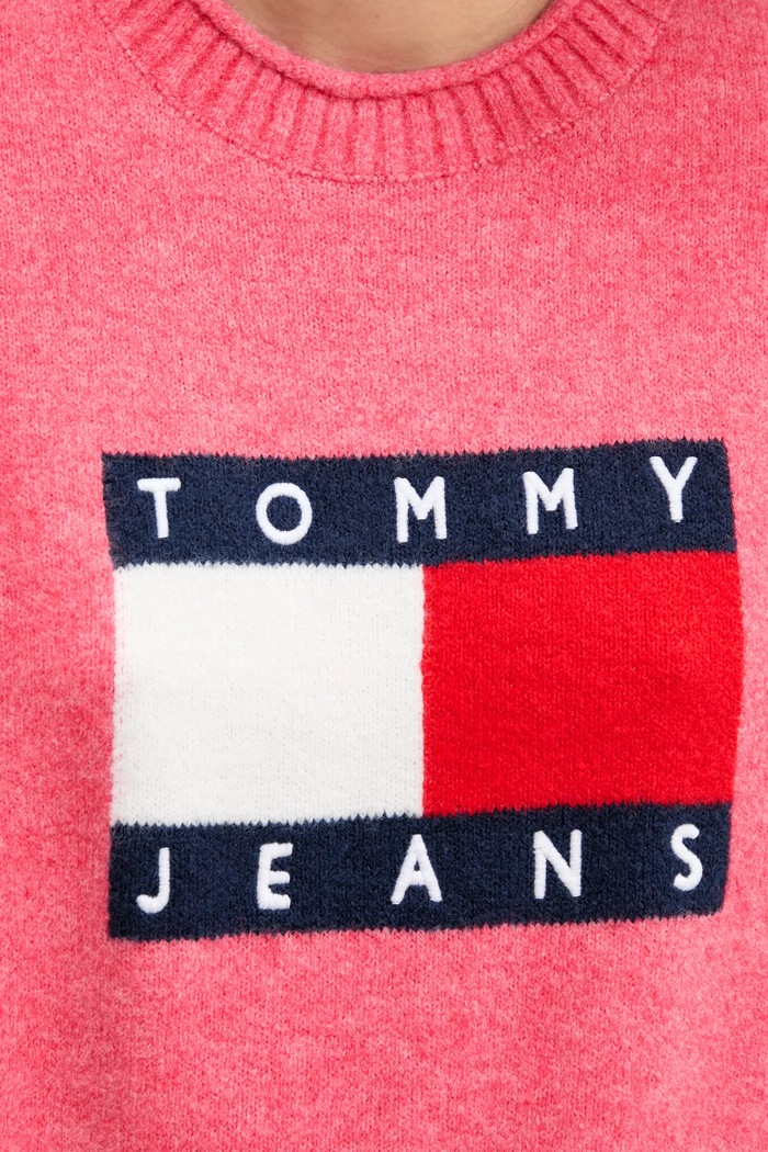 Tommy Jeans sweter z dodatkiem wełny DW0DW21782 różowy