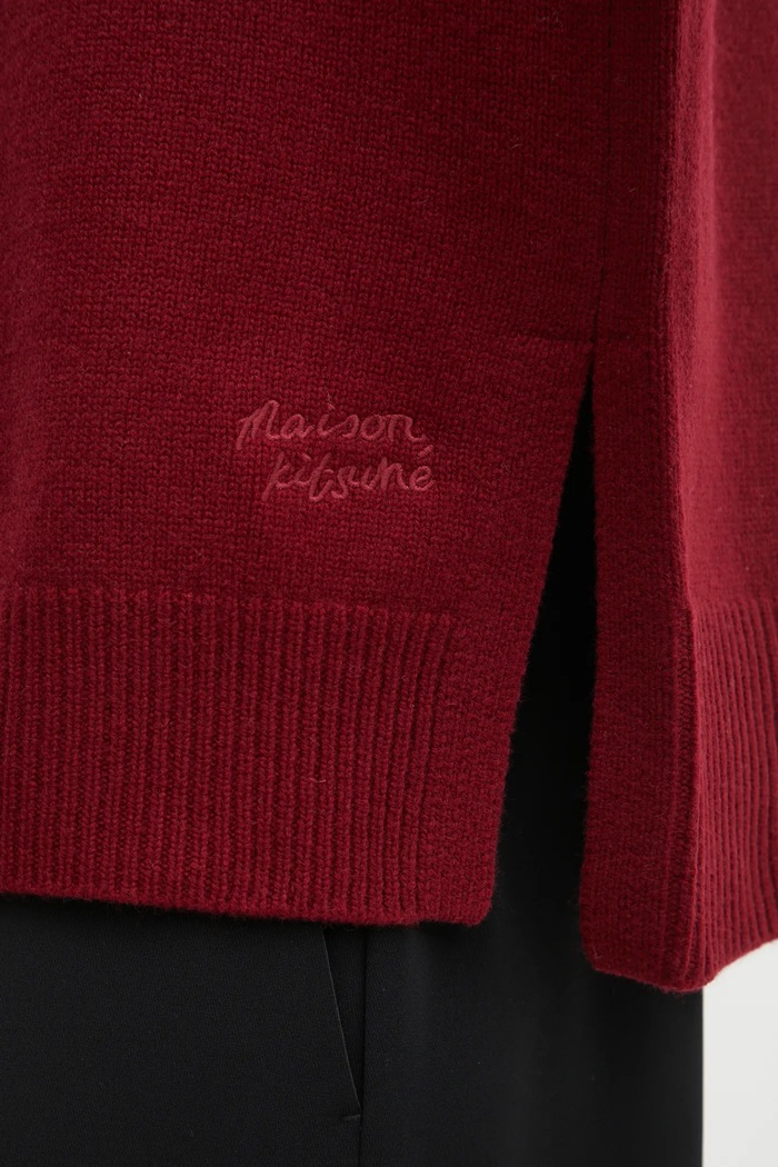 Шерстяной свитер Maison Kitsuné Merino Wool Comfort Turtleneck Maison Kitsuné бордо PW00813KT1171