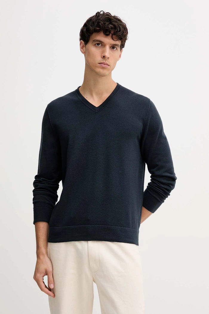 Marc O'Polo sweter wełniany szpic granatowy 529506360110