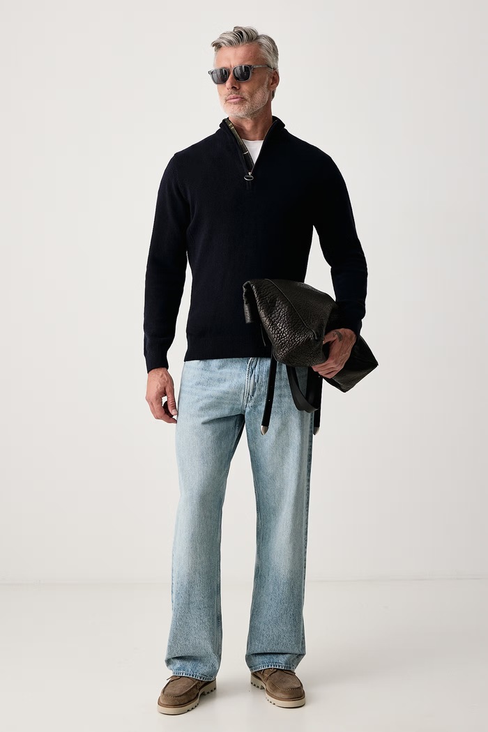Barbour Sweter męski wełniany MKN0837 granatowy AW25
