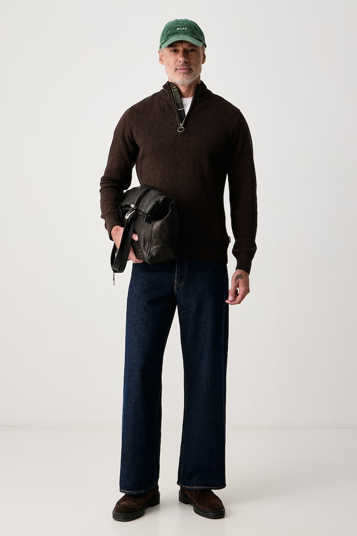 Barbour Sweter męski wełniany MKN0837 brązowy AW25