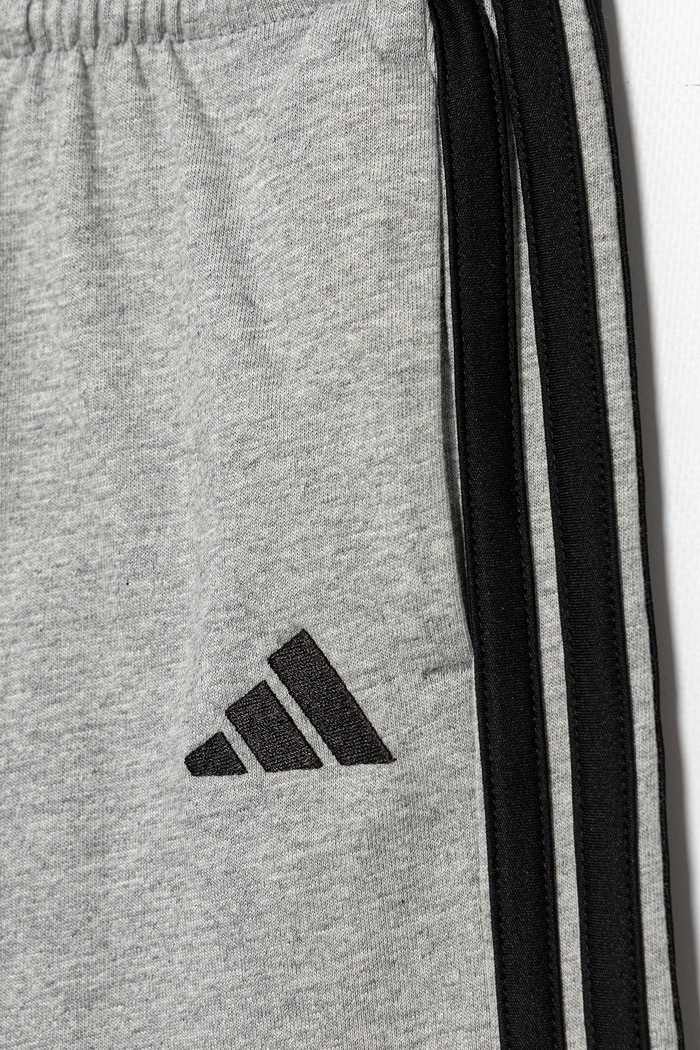 Детские хлопковые шорты adidas серый JD6496
