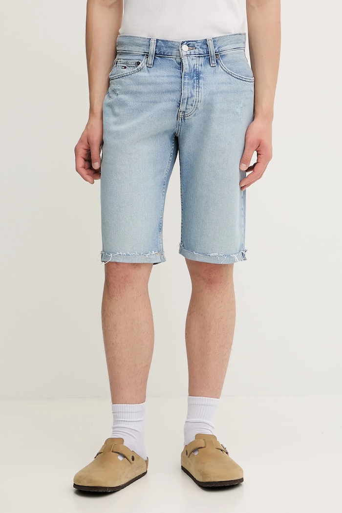 Rifľové krátke nohavice Tommy Jeans rifľovina modrá DM0DM21721