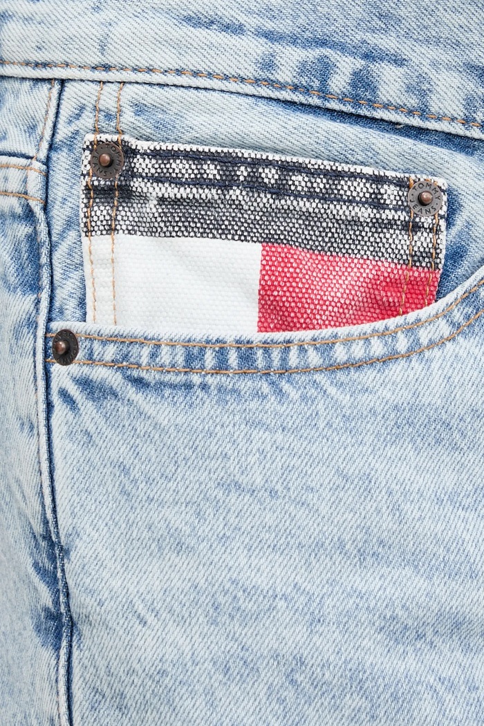 Tommy Jeans szorty jeansowe DM0DM22146 niebieski