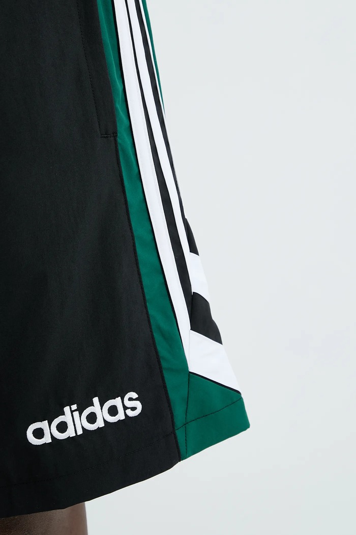adidas Originals szorty 90S Football Shrt czarny JX3077