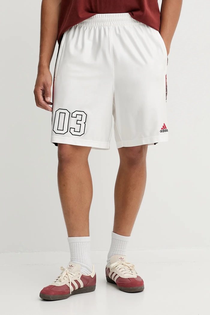 Kratke hlače adidas Originals OG Camo Short Z elastanom bela KD6260