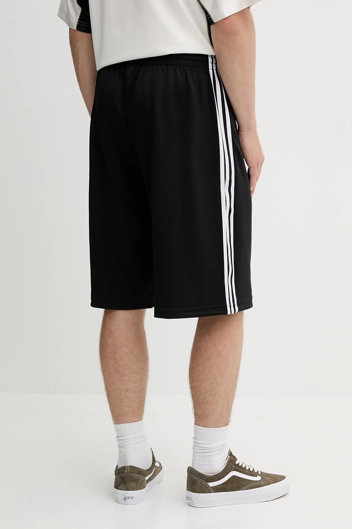 Odzież adidas Originals szorty Oversized Short KD6617 czarny