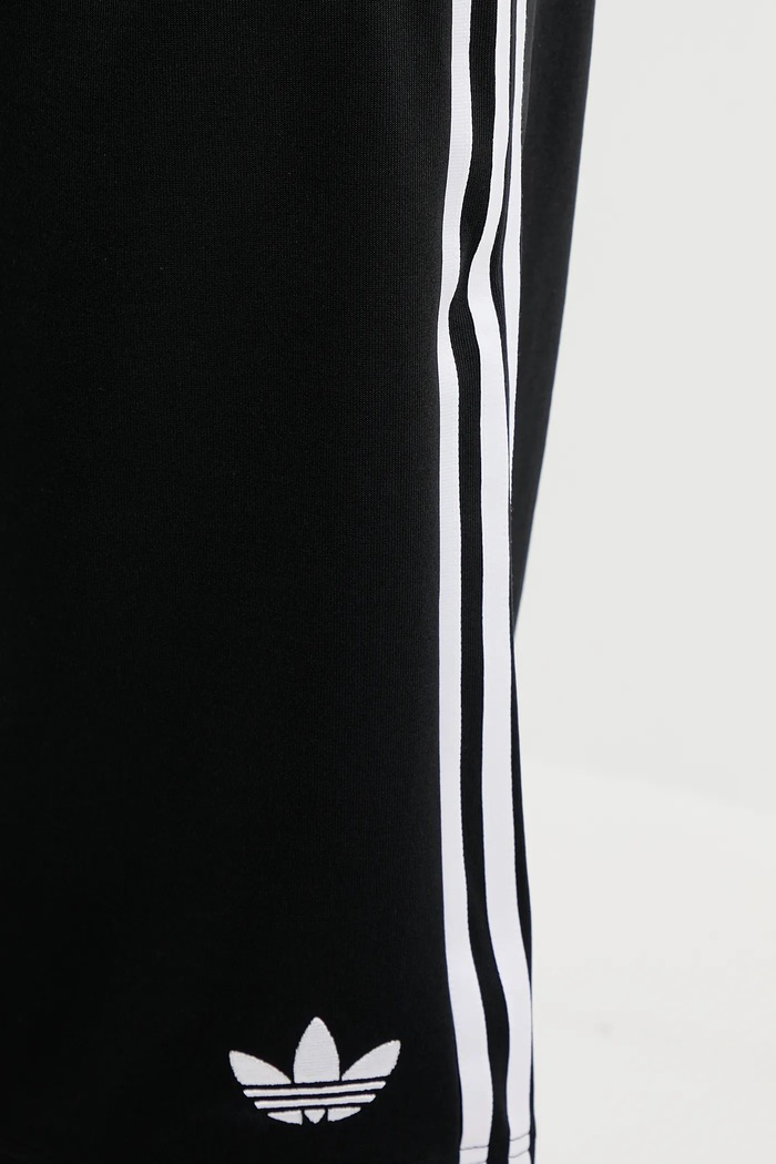 adidas Originals szorty Oversized Short czarny KD6617