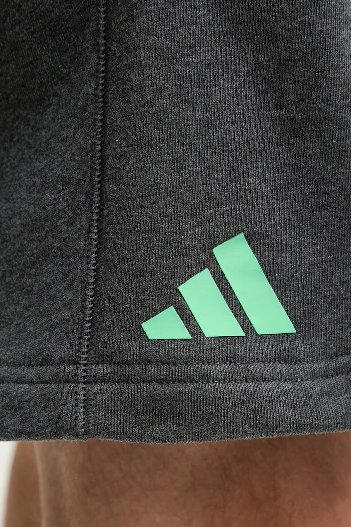 Bavlnené šortky adidas x Mercedes sivá JZ2213