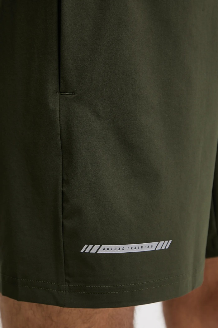 Tréningové šortky adidas Performance Training Essentials Holiday KA7862 zelená