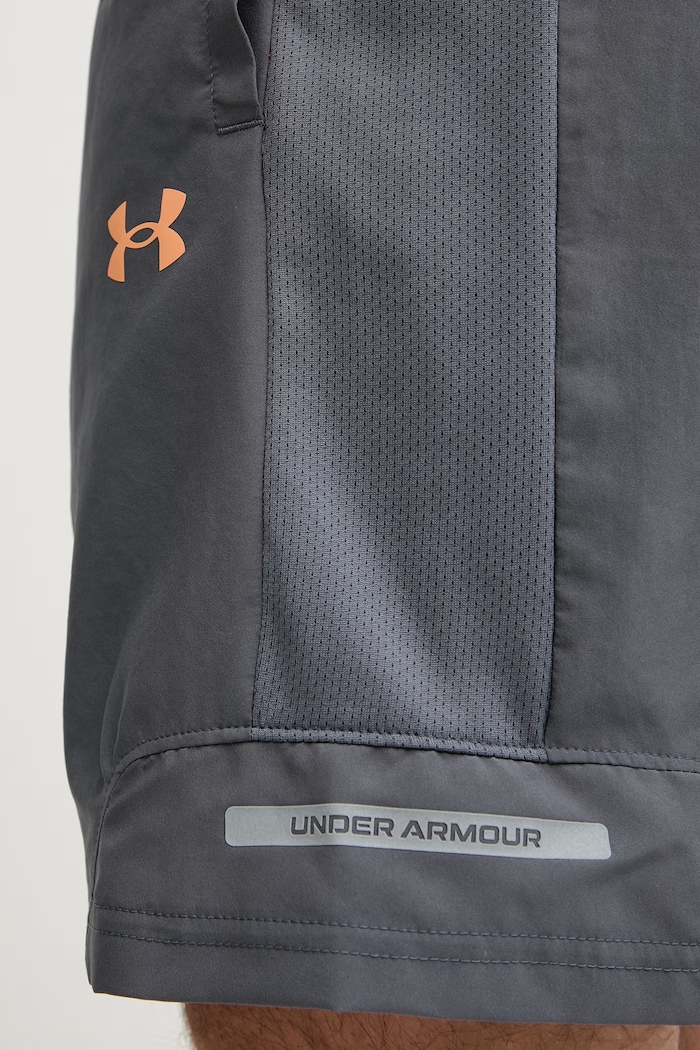 Under Armour pantaloni scurți sport bărbați UA Tech gri 6005117