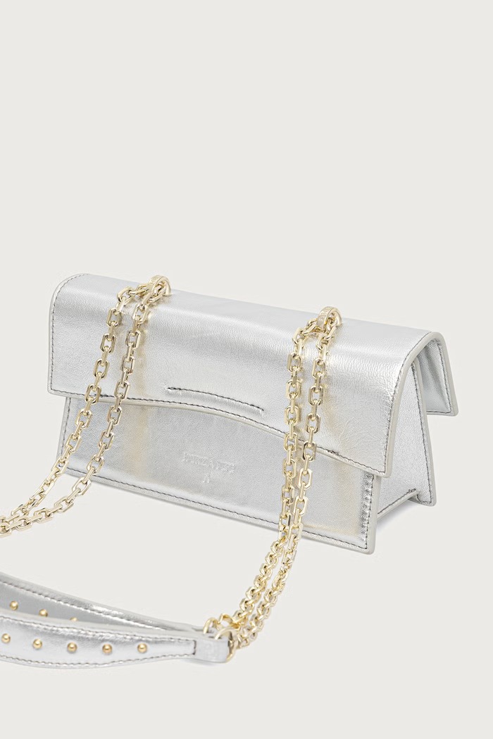 Akcesoria Patrizia Pepe torebka crossbody damska skórzana 2B0032.L041 srebrny