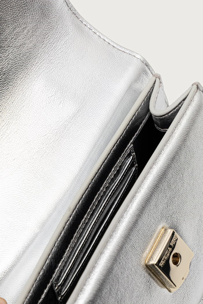 Patrizia Pepe torebka crossbody damska skórzana 2B0032.L041 srebrny
