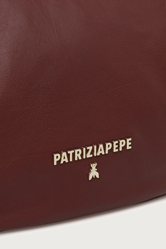 Torebka crossbody damska skórzana Patrizia Pepe 8B0274.L164 brązowy