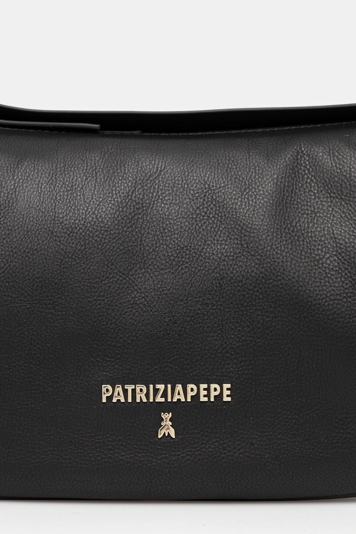 Кожена чанта Patrizia Pepe черен 8B0274.L164