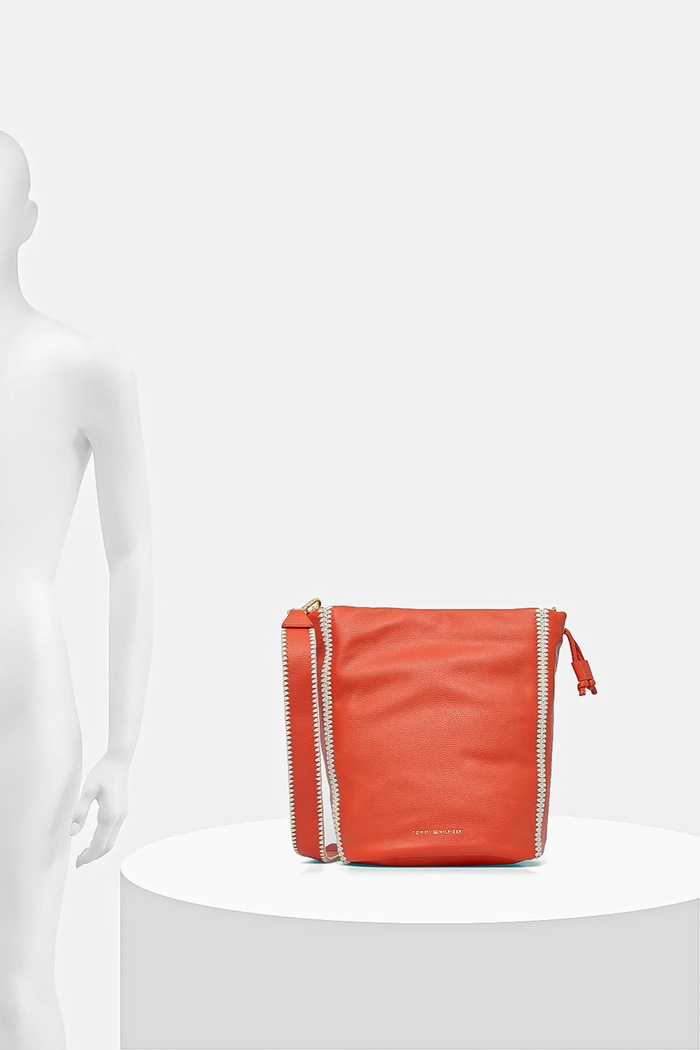 Tommy Hilfiger poșetă de piele AW0AW17540