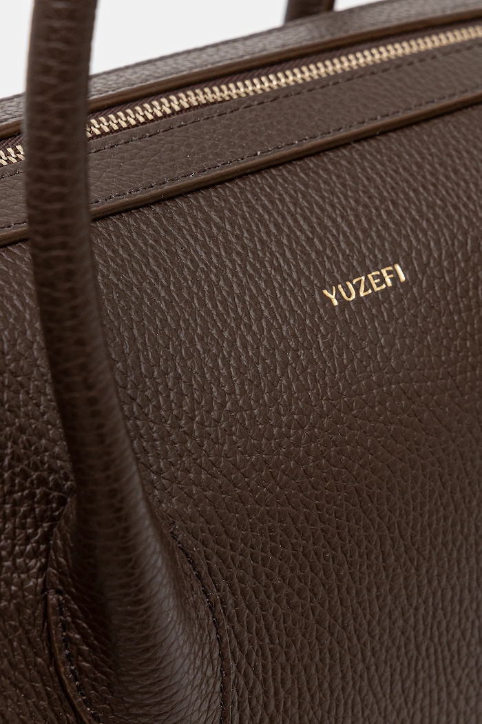Кожаная сумочка Yuzefi BRIOCHE DUFFLE коричневый YUZPF25.HB.BD.L038