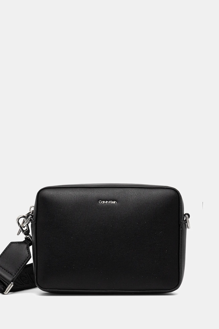 Calvin Klein torebka nie mieści A4 czarny LV04F3097G