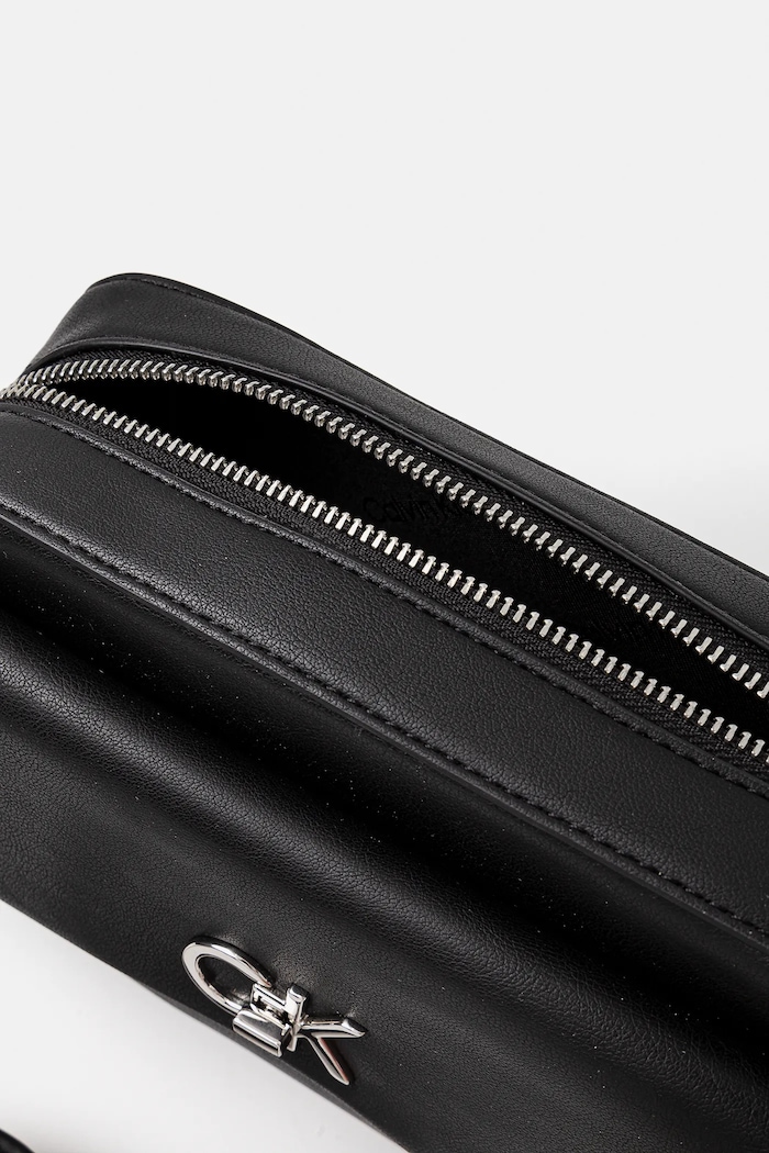 Kabelka Calvin Klein LV04F3102G čierna
