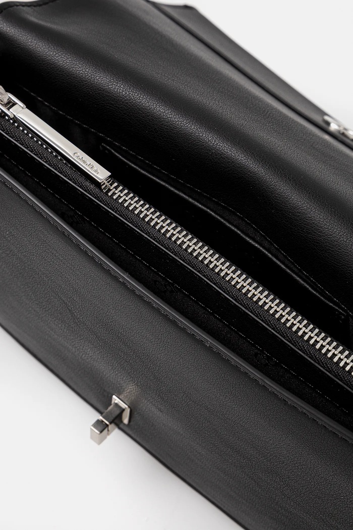 Calvin Klein kézitáska LV04F3103G fekete