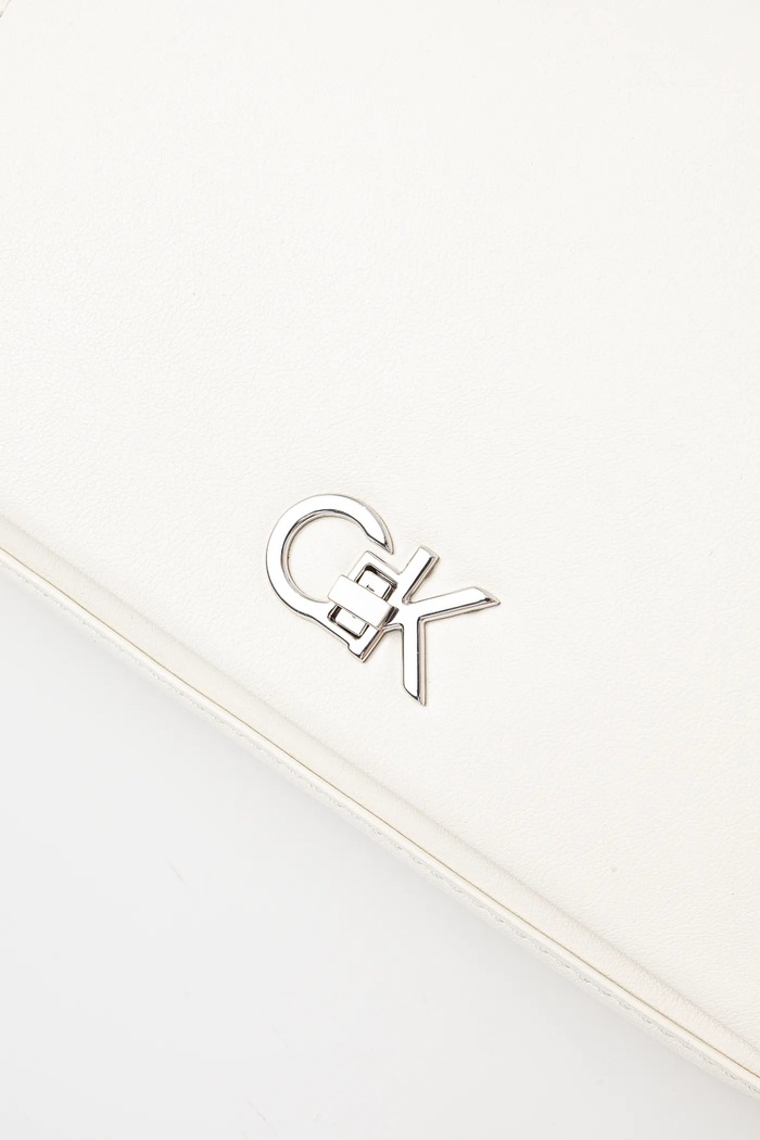 Calvin Klein poșetă alb LV04F3104G