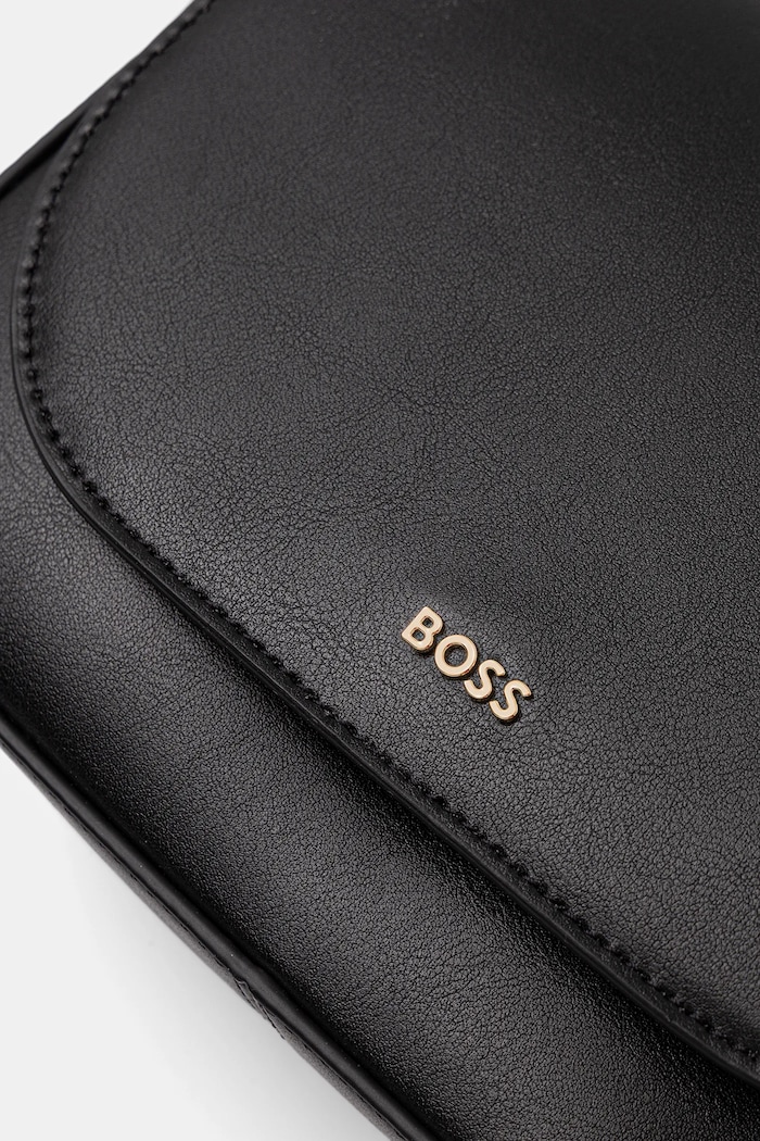 BOSS crossbody kabelka dámská kožená NUMAH Saddle černá 50547756