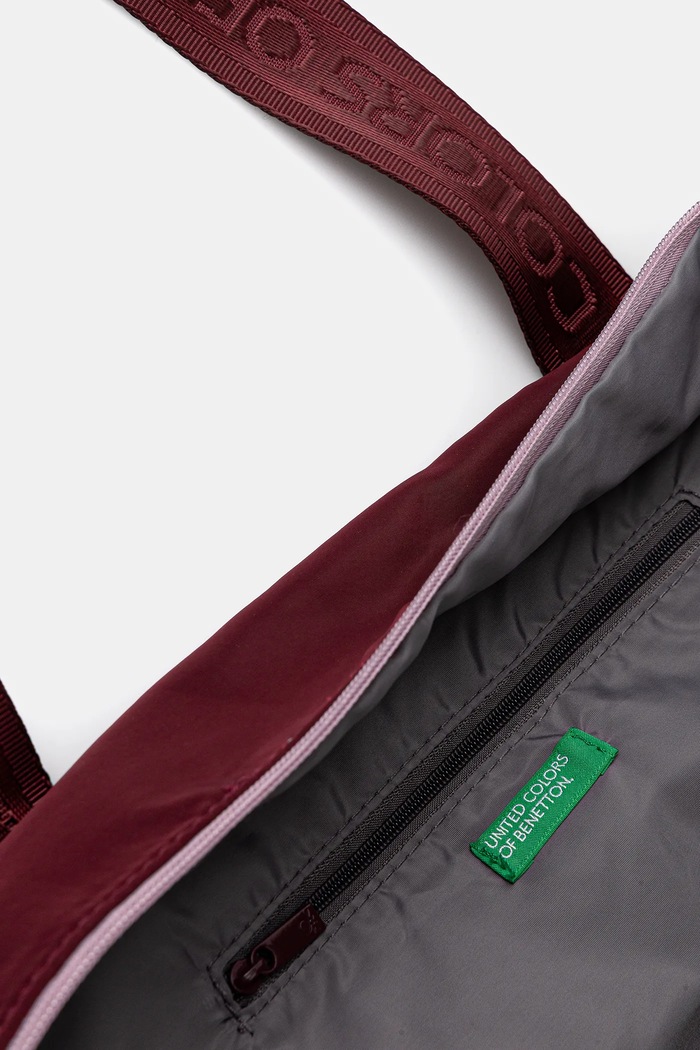 United Colors of Benetton borsa 24 x 24 x 18 cm 66YT1Y01Z granata