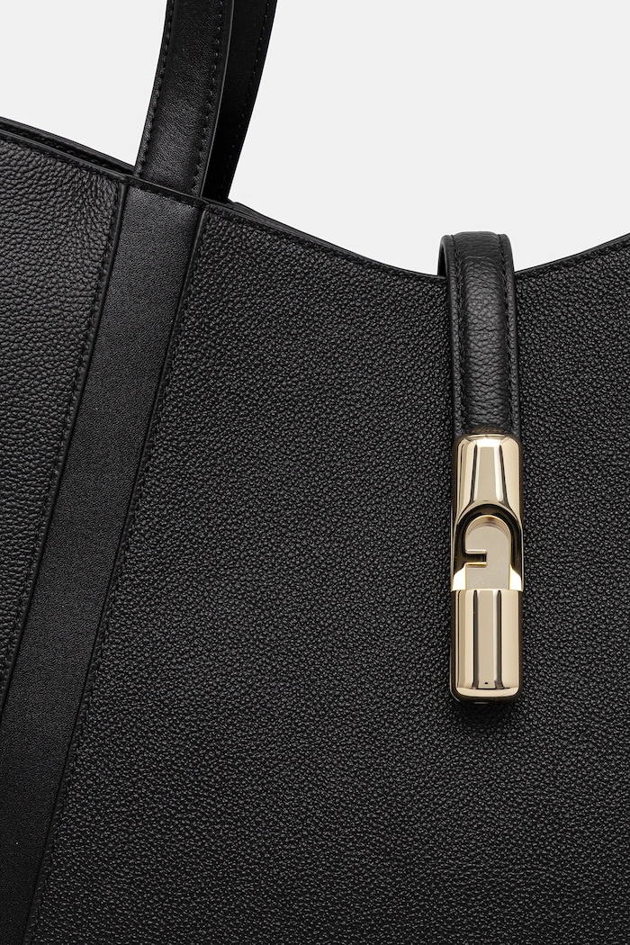 Шкіряна сумочка Furla чорний WB01788.BX3353.O6000