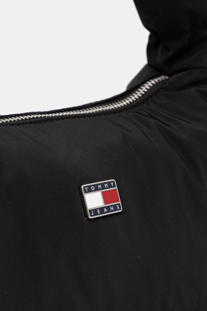 Kabelka Tommy Jeans černá AW0AW17886