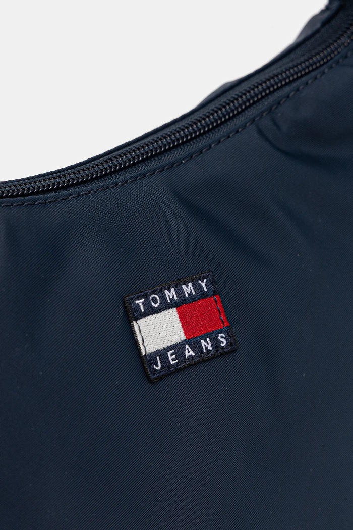 Kabelka Tommy Jeans tmavomodrá AW0AW17888