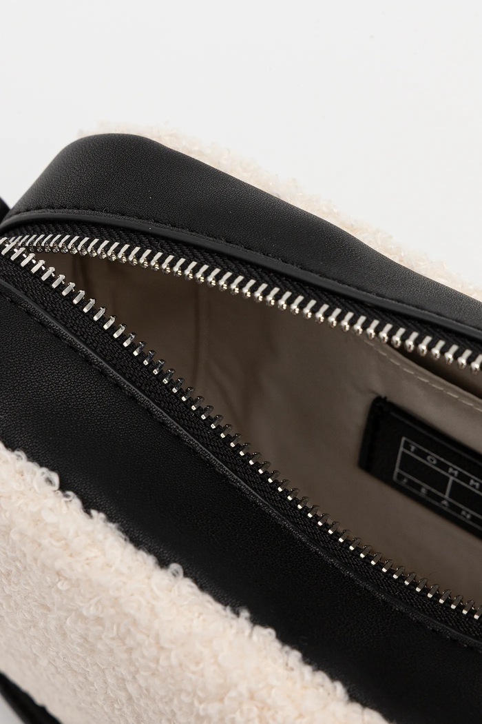 Kabelka Tommy Jeans AW0AW18010 béžová