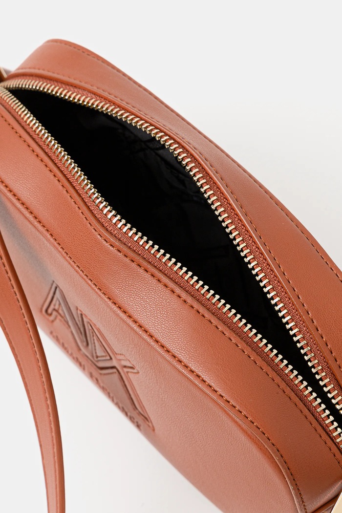 Kabelka Armani Exchange XW001568.AF15634 hnedá