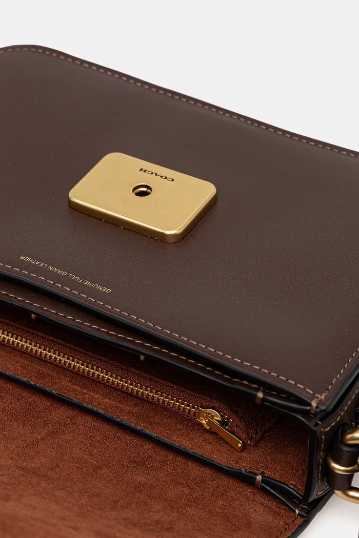 Geantă de piele Sage Shoulder Bag Coach maro CAM17