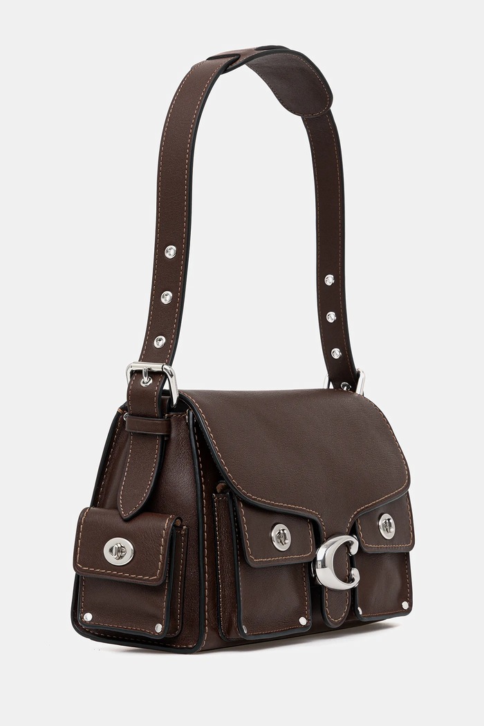 Кожаная сумочка Coach Cargo Turnlock Soft Tabby CU124 коричневый AW25