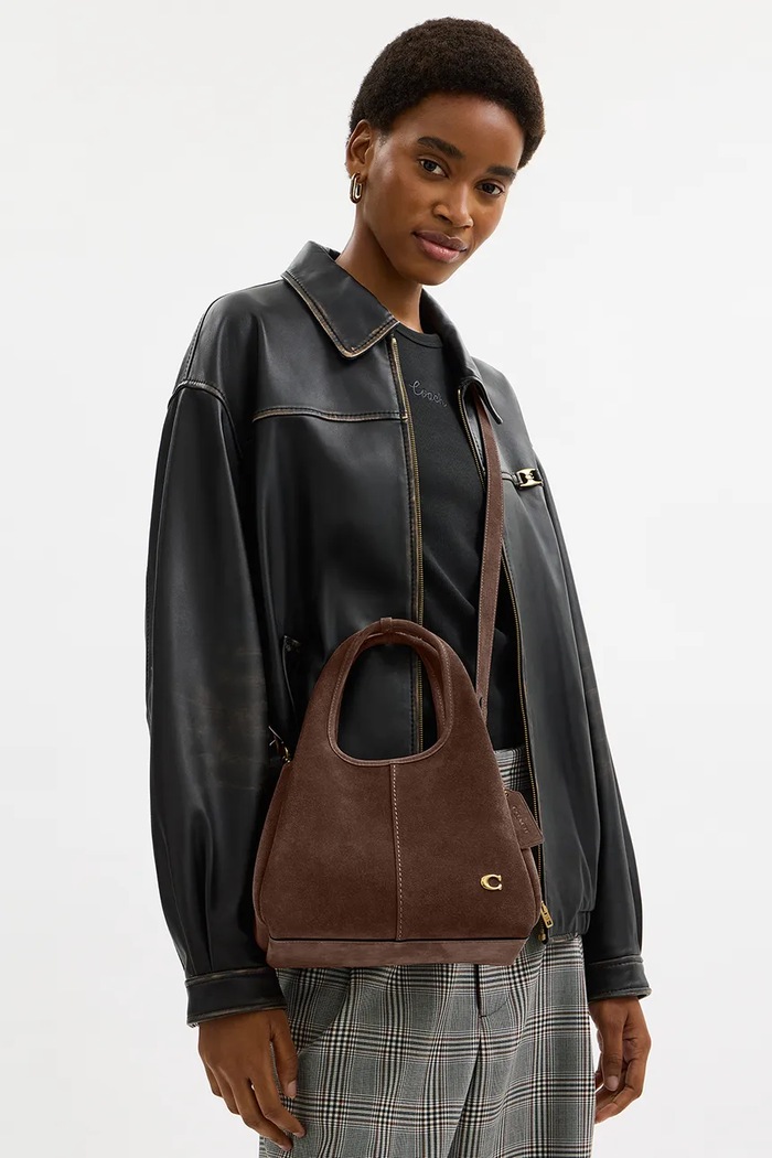 Coach Torebka crossbody damska zamszowa Suade Lana Shoulder Bag 23 CBZ95