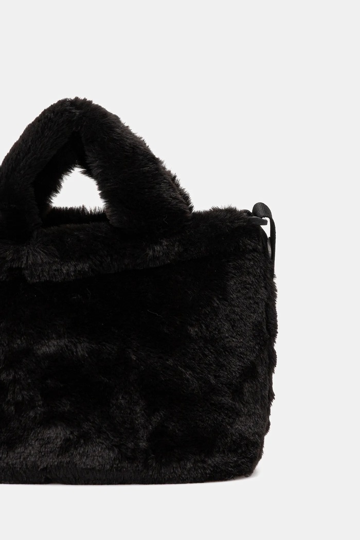 Dodatki Torbica Puma Up Faux Fur Mini 91713 črna