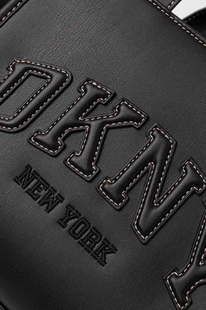 Τσάντα Dkny μαύρο R52AQC80