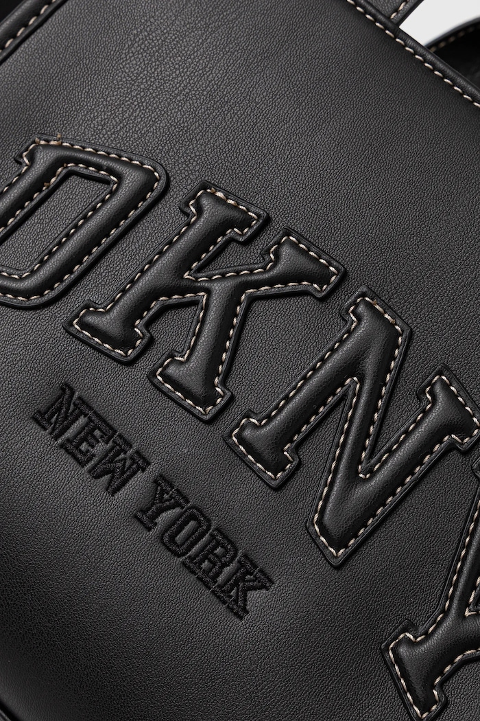 Τσάντα Dkny μαύρο R52AQC80