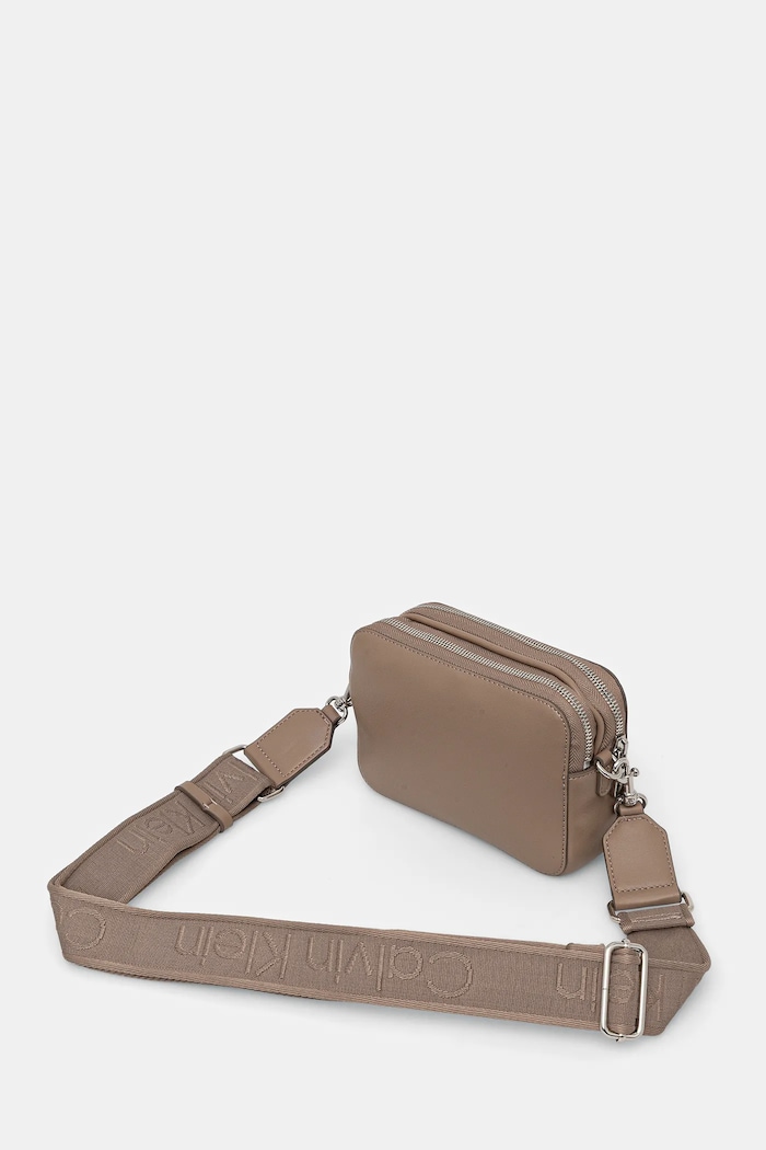 Doplňky Calvin Klein crossbody kabelka dámská z imitace kůže LV04F3165G béžová