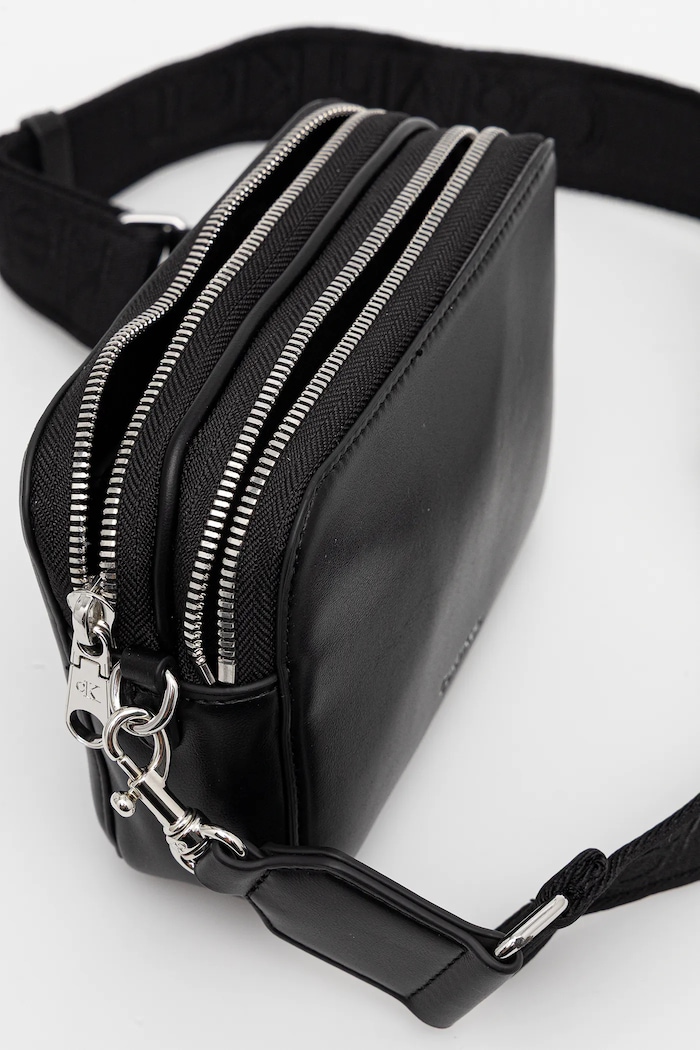 Calvin Klein crossbody kabelka dámská z imitace kůže černá LV04F3165G