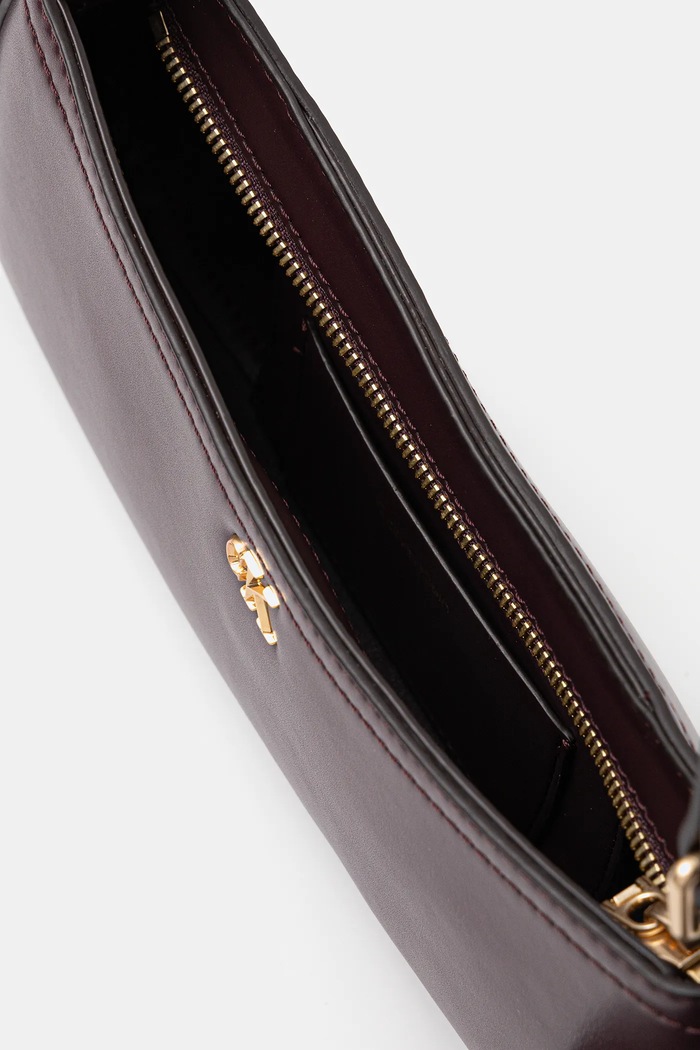 Taška dámská z imitace kůže Calvin Klein fialová LV04F3170G
