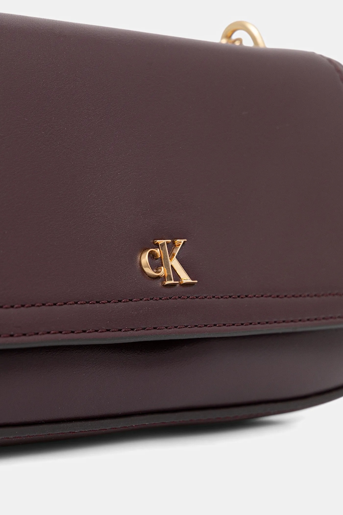 Calvin Klein torebka crossbody damska z imitacji skóry fioletowy LV04F3172G