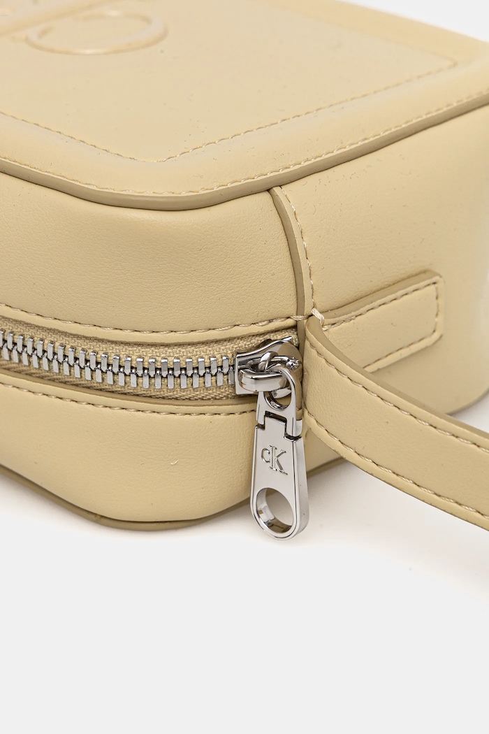 Calvin Klein crossbody kabelka dámská z imitace kůže žlutá LV04F3220G