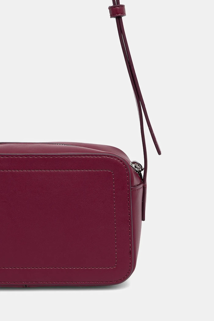 Dodatki Calvin Klein crossbody torbica ženska iz umetnega usnja LV04F3220G bordo