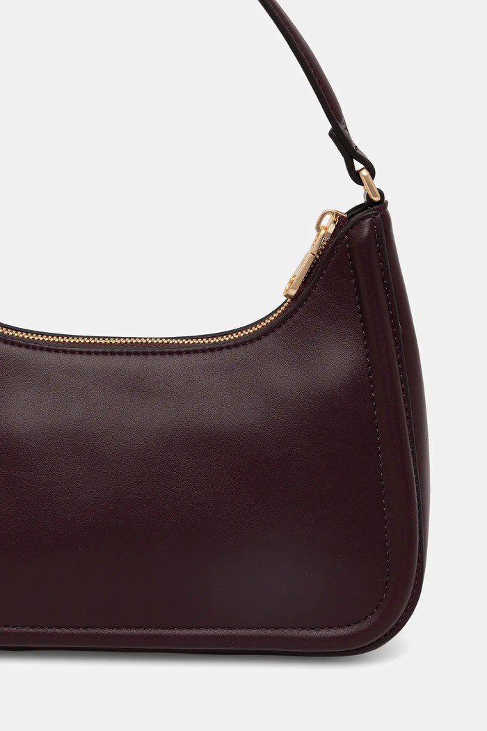 Doplňky Calvin Klein baguette kabelka dámská z imitace kůže LV04F3230G fialová