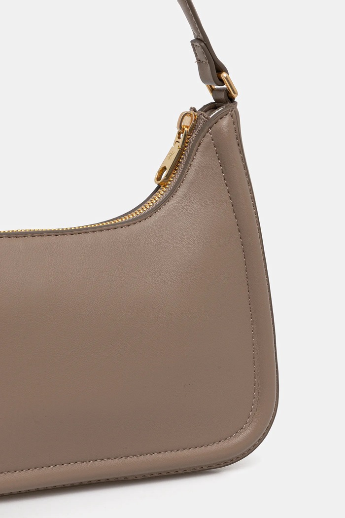 Αξεσουάρ Calvin Klein baguette γυναικεία από απομίμηση δέρματος LV04F3230G μπεζ