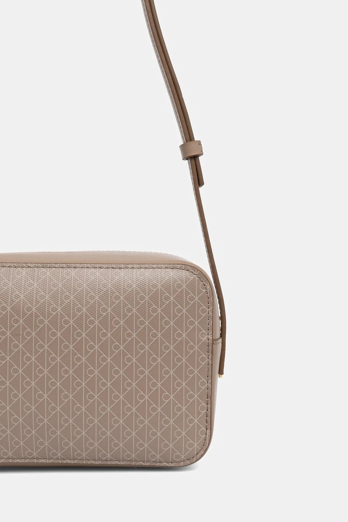 Doplňky Calvin Klein crossbody kabelka dámská z imitace kůže LV04F3268G béžová