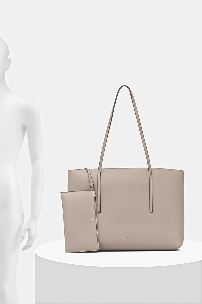 Calvin Klein shopper γυναικεία από απομίμηση δέρματος LV04F3274G