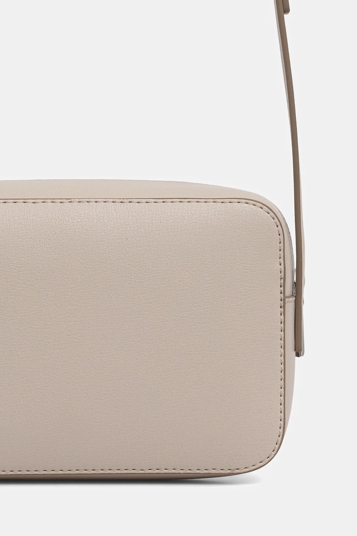 Dodatki Calvin Klein crossbody torbica ženski iz umetnega usnja LV04F3276G bež