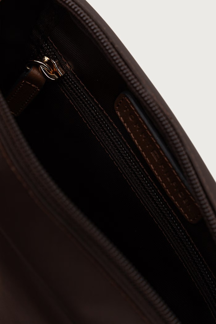 Kabelka přes rameno dámská Tommy Hilfiger hnědá AW0AW17704
